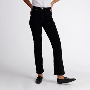 Eve Denim Jane Kickcrop Jean in Noir - 24